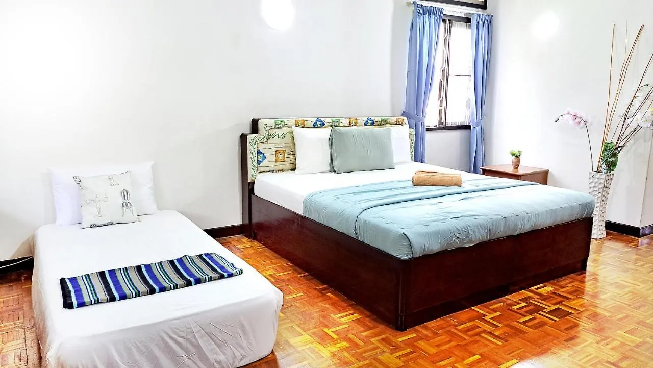 Advent Villa, Penang - Near Adventist Hospital George Town Accommodatie bij particulieren